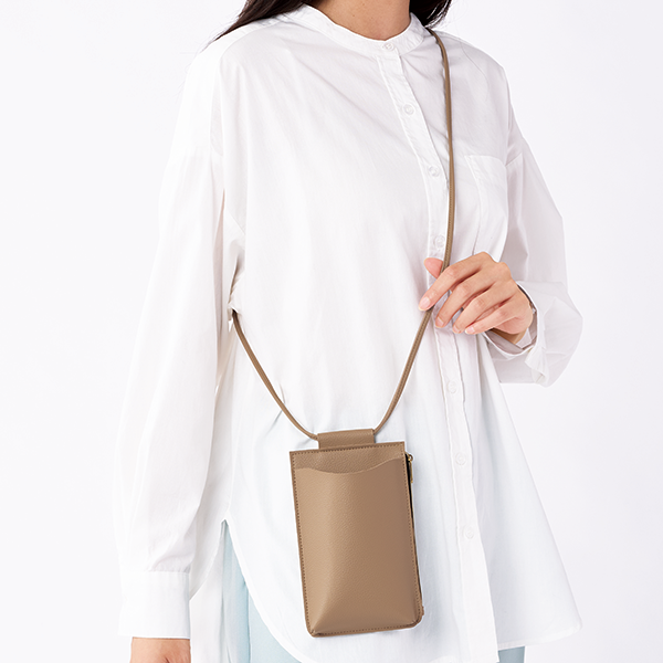 パリューレ スマホショルダーバッグ【最安値404円】｜ノベルティ・記念