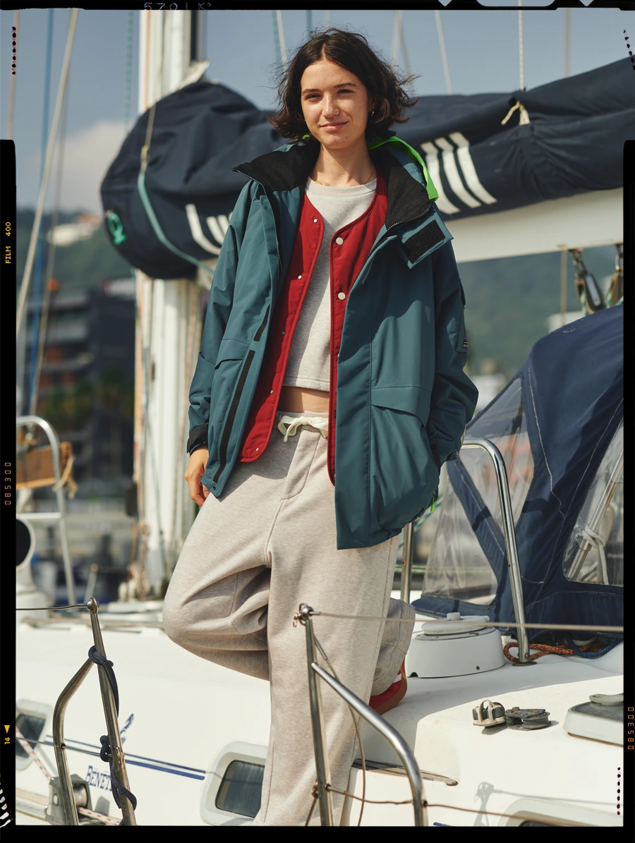 SEASON LOOK FALL & WINTER 2025 | HELLY HANSEN（ヘリーハンセン