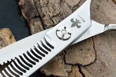 髪に優しい、ゼロダメージセニング｜美容ハサミなら飛燕シザー (hien