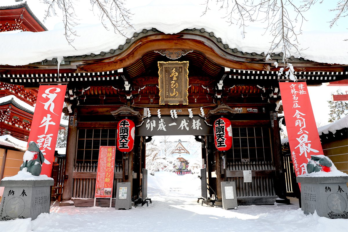 最勝院 五重塔 | 東北一の美しさを誇る五重塔。その理由と建てられた