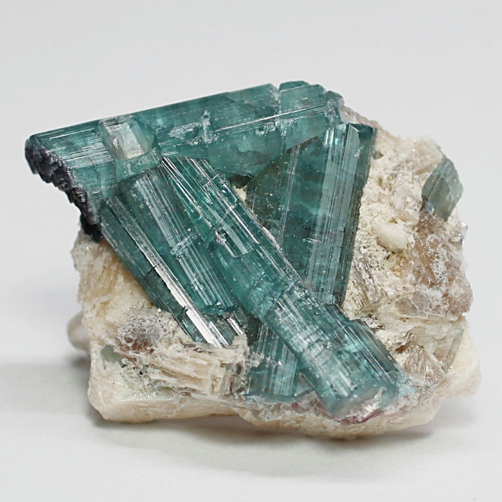 希少]インディゴブルートルマリン結晶原石（インディゴライト） - 埼玉