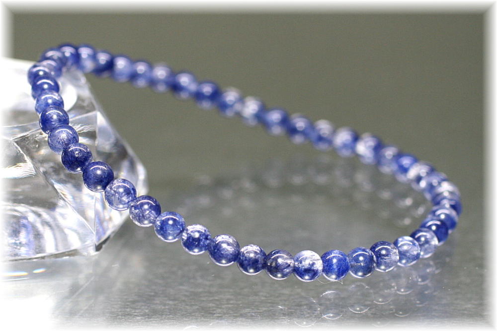 高品質]デュモルチェライトインクォーツブレスレット（約4mm玉