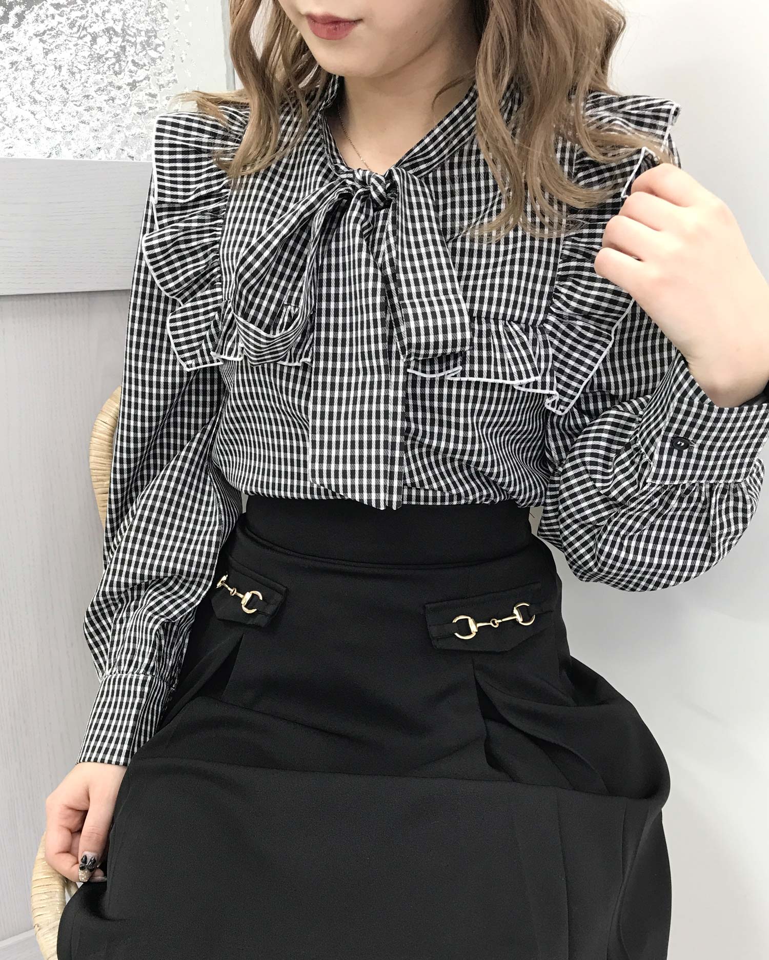 ギンガムチェックフリル付ボウタイブラウス｜INGNI(イング) 公式通販