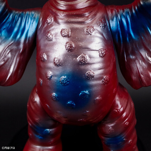 昭和の魂が宿るコレクション！「ウルトラQ」より「カネゴン」「ペギラ