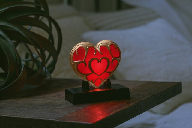 ゼルダの伝説』でお馴染み、「ハートの器」がインテリアライトに