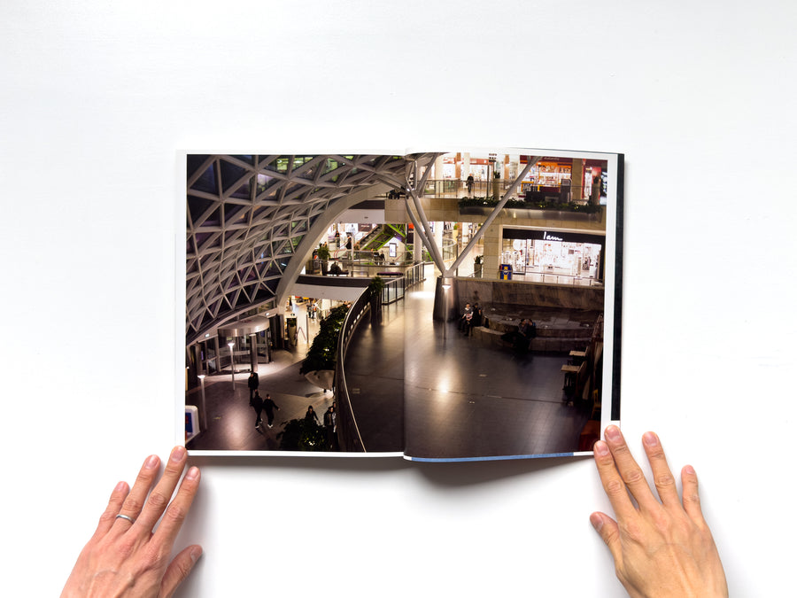 Neue Welt by Wolfgang Tillmans – IACK