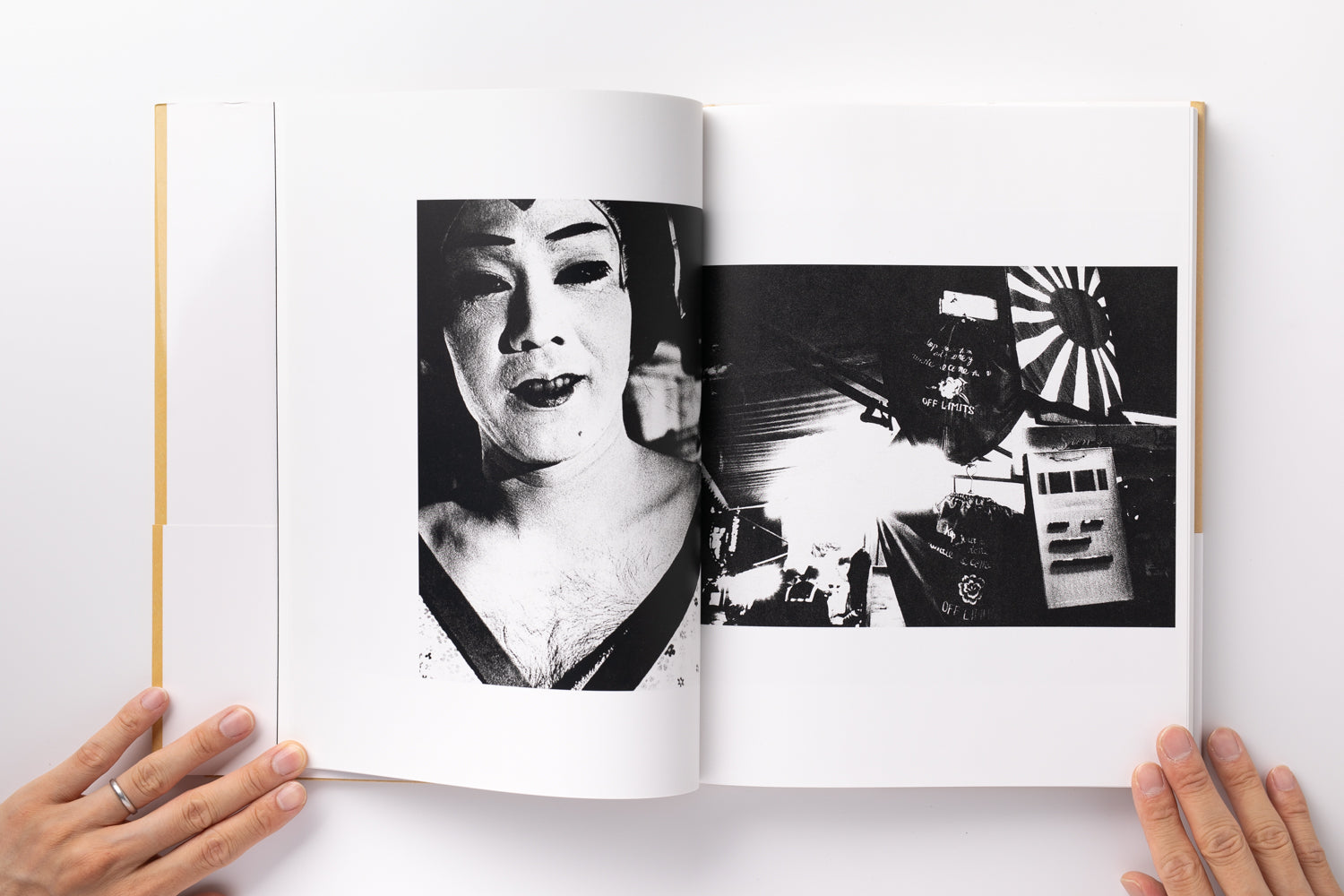 森山大道写真集成 (1)：にっぽん劇場写真帖 – IACK