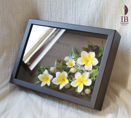 130821saプルメリアフレーム | ブリザーブドフラワーのオーダーメイド