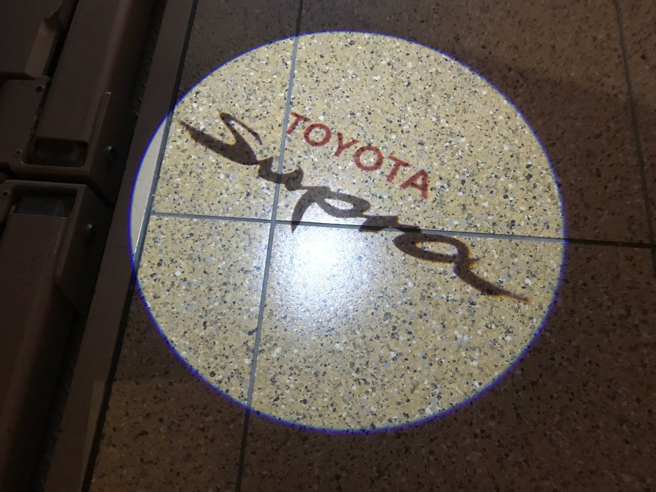 スープラ プロジェクションイルミネーション発売！