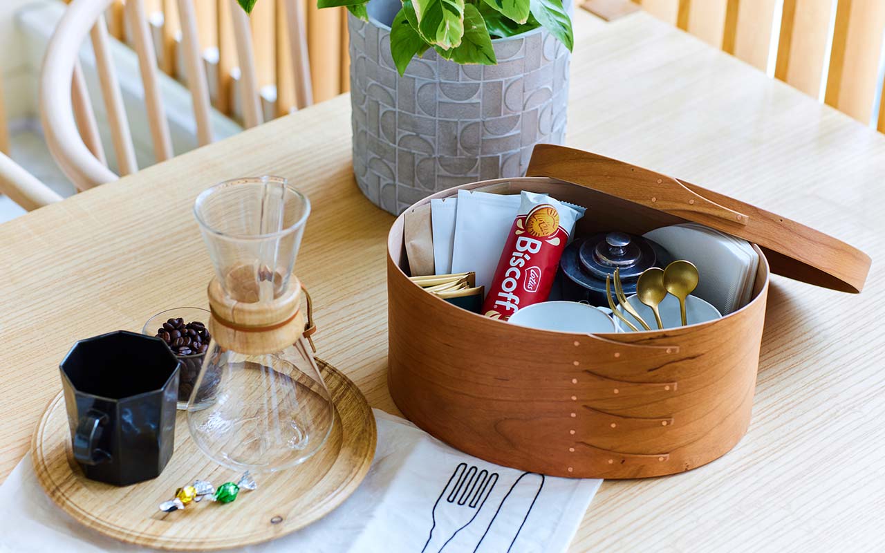 SHAKER スウィングハンドル ボックス L｜バスケット・収納｜IDEE SHOP