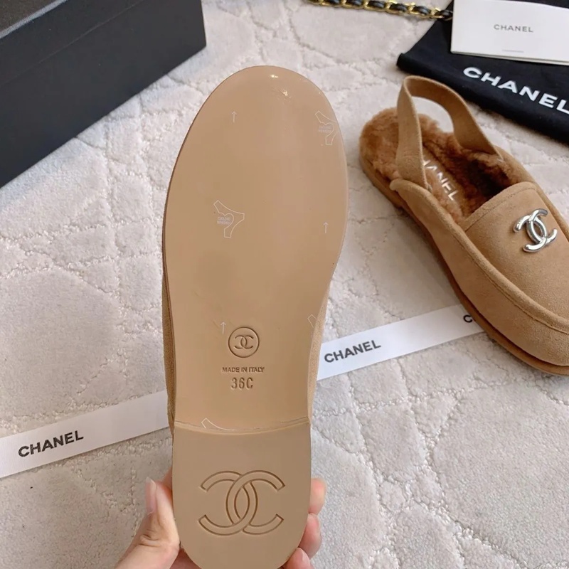 Chanel シャネル ブランドシューズ モカシン ファー ローファー 裏