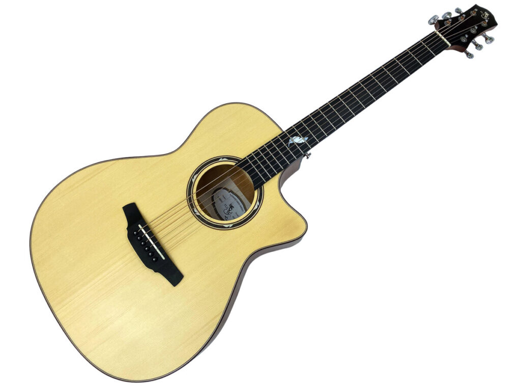 Naga Guitars -Wind Series- 徹底解説 ＆ 伍々慧 スペシャルインスト