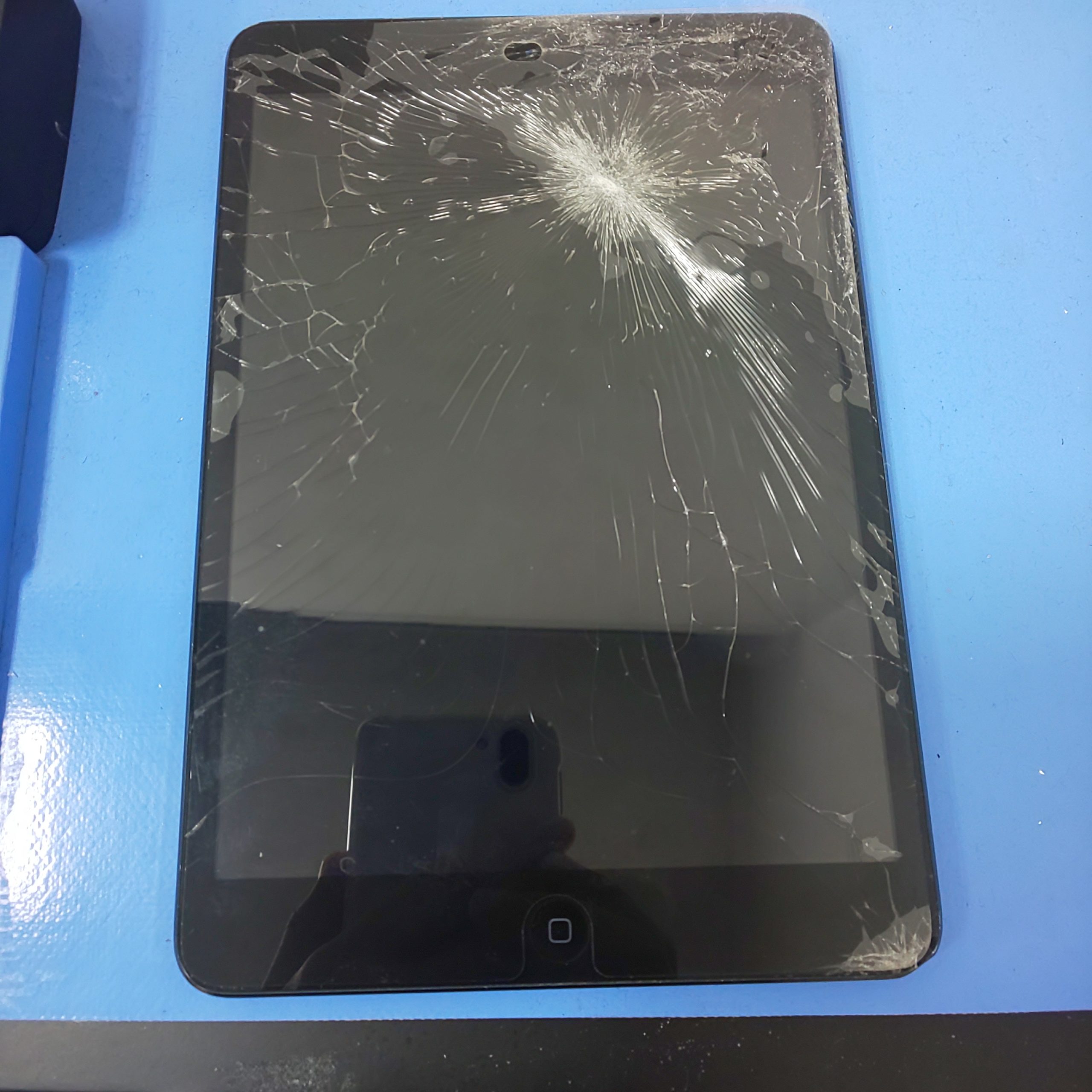 iPad mini1の画面修理を承りました！ | iPhone修理アイサポ 修理事例
