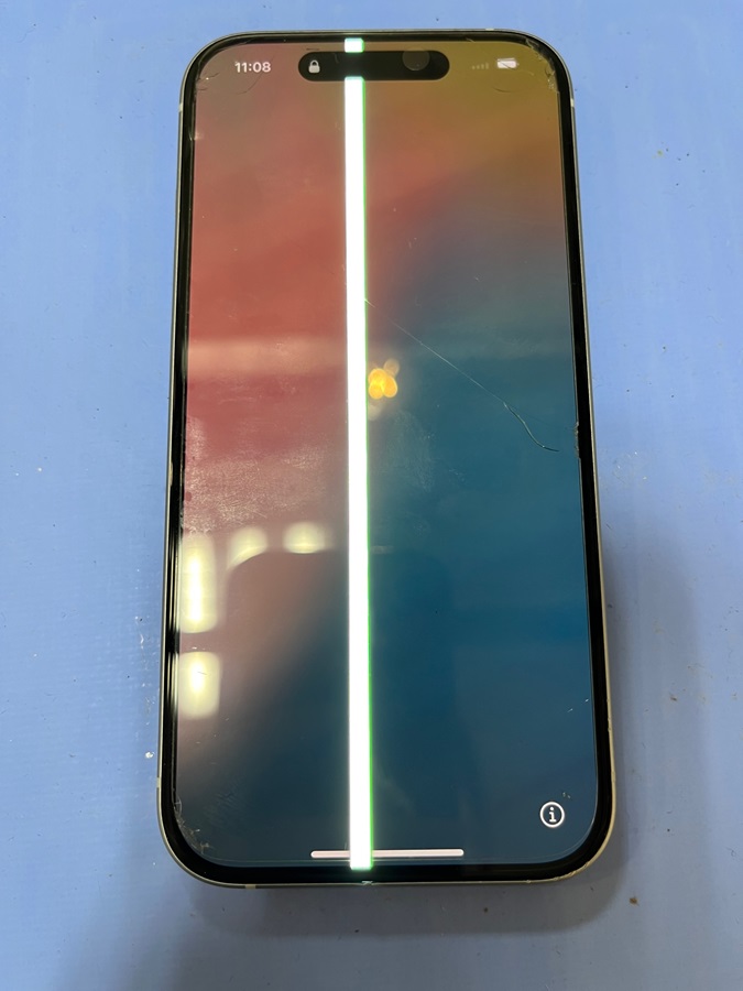 iPhone15液晶交換の修理事例ご紹介！ | iPhone修理アイサポ 修理事例