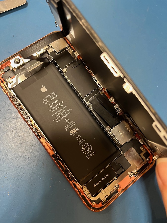 iPhoneXRリアカメラ交換のご案内！ | iPhone修理アイサポ 修理事例