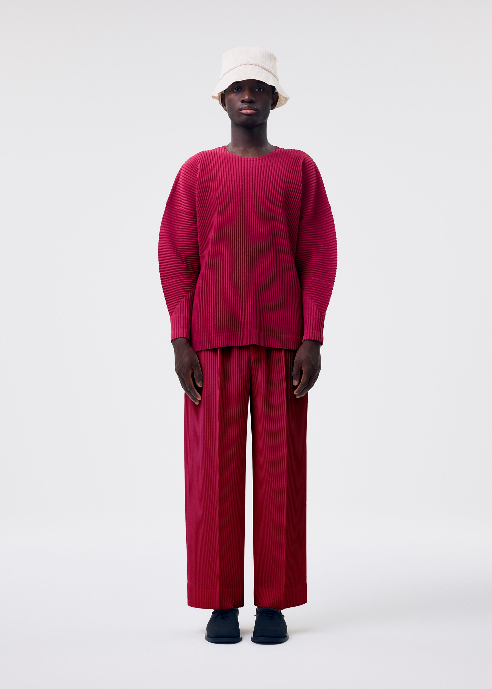 アクセサリー＆その他／帽子 – isseymiyake.com