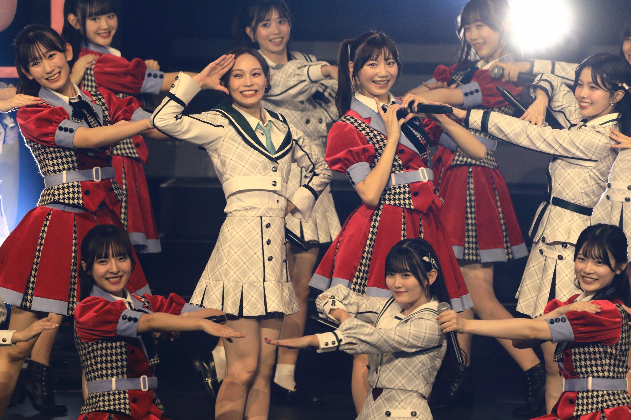 HKT48、NGT48福岡＆新潟のアイドルが合同イベント ライブに総勢75人