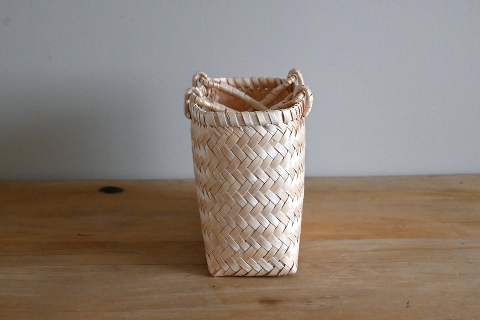イタヤ細工の少し背の低いかごバッグ - ウェブショップ - jokogumo