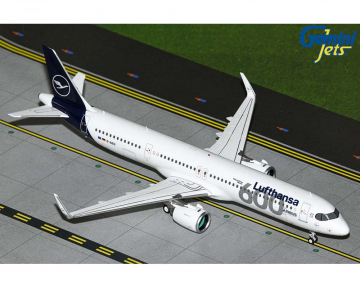 www.JetCollector.com: United Airlines A321neo N44501 1:200 Scale