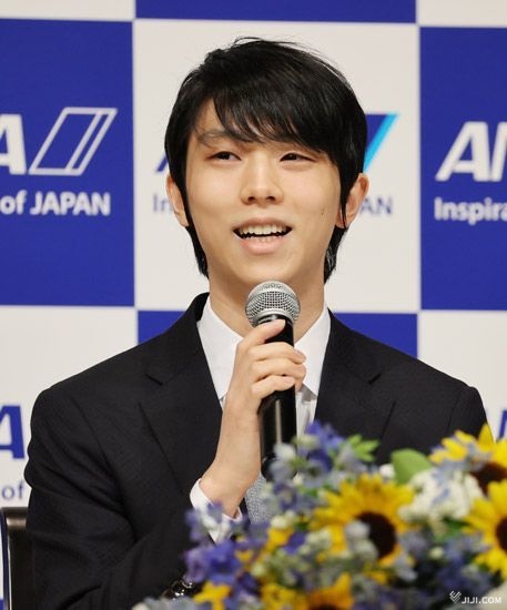 記者会見するフィギュアスケ…：男子フィギュア 羽生結弦 2015～ 写真