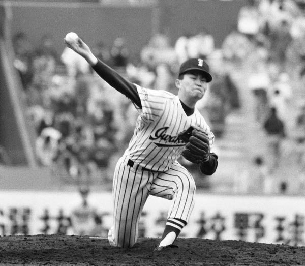 岩倉（東京）山口重幸投手 第56回…：センバツPhotoスタジアム