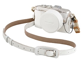 ミラーレス一眼カメラ「OLYMPUS PEN E-PL8」および関連製品発売日決定