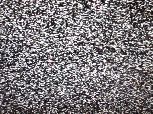 テレビの砂嵐とは何か？見かけなくなった理由と発生時の対処方法を解説