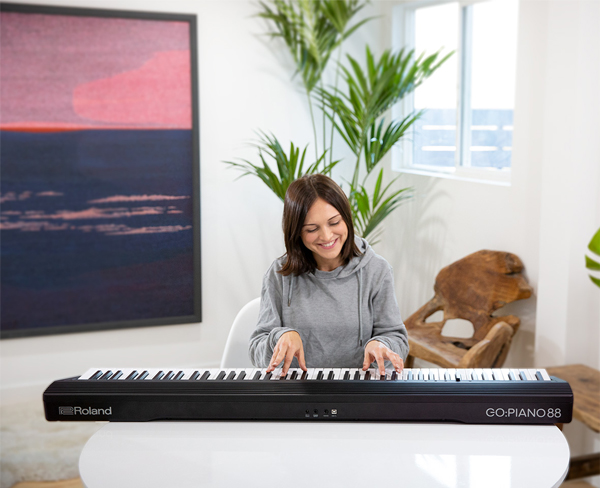 Rolandの電子ピアノGO:PIANO(GO-88P)をご紹介いたします。