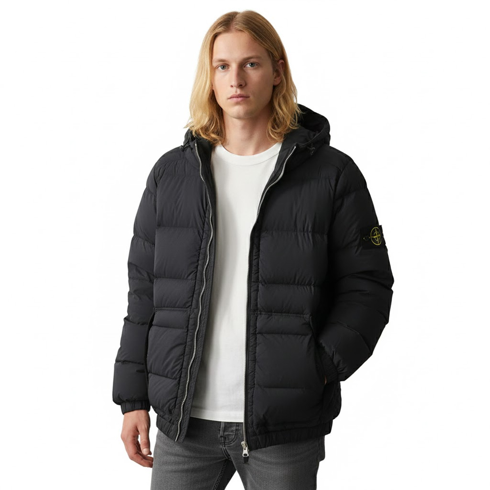 ストーンアイランド ダウンジャケット 軽量ナイロン素材