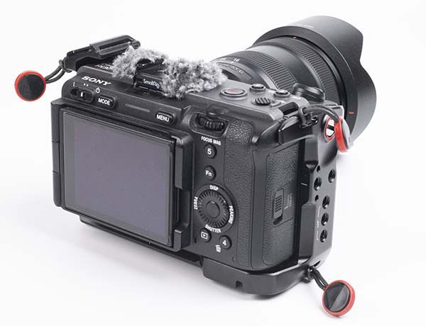 SmallRig FX3/FX30用ケージ（4183） | おうま画像制作