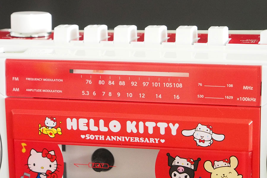 キティデザインの昭和レトロなラジカセ、Z世代からも需要増 | Lmaga.jp