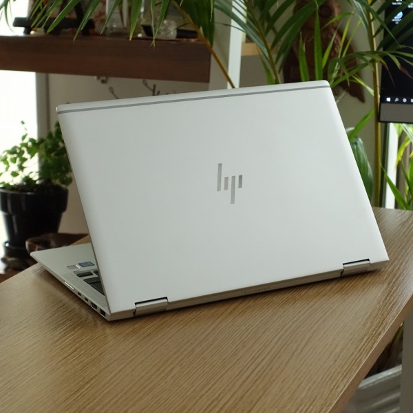 HP EliteBook X360 1040 G6レビュー/スリムタイプの2-in-1ノートPC