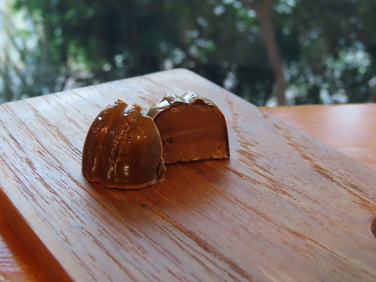 bis】ボンボンショコラ☆エサンス｜L'AVENUE（ラヴニュー）- Shigeo Hirai