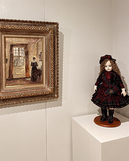 後藤典子（刺繍）矢倉奈津子（ビスクドール・桐塑人形）刺繍の庭園と