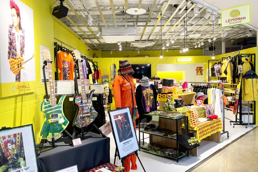 STAFF WANTED - ラフォーレ原宿