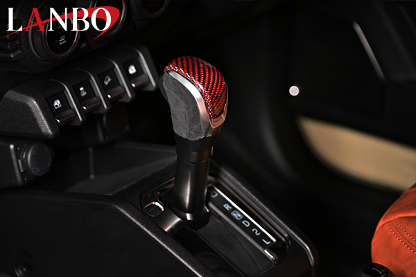 LANBO プレミアムカーボンシフトノブ［JIMNY/SIERRA JB64］