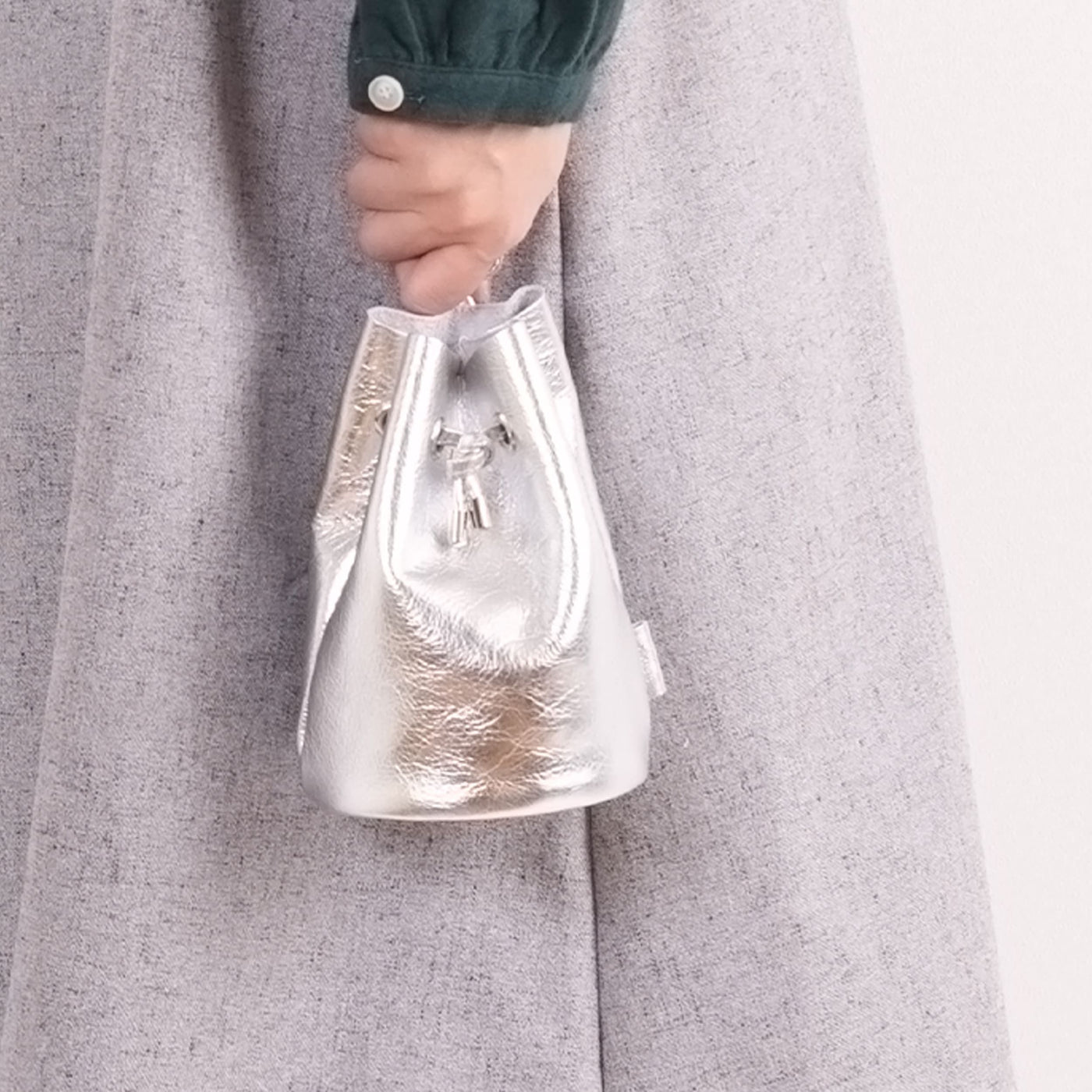 SALE】 blancle ブランクレ メタリックレザー ミニ巾着ショルダー