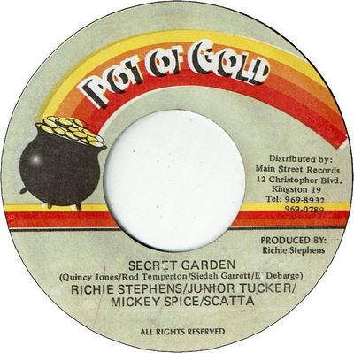 全商品 | LION MUSIC DEN