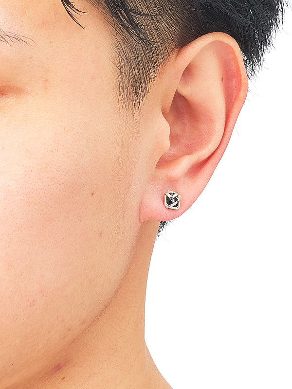 スローイングピアス 【スクウェア】｜MARS（マーズ）