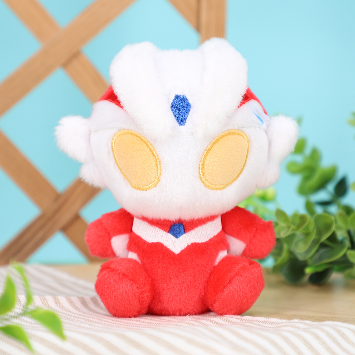 M78ウルトラマン ふわふわお座りぬいぐるみ ウルトラマンゼノン 51876