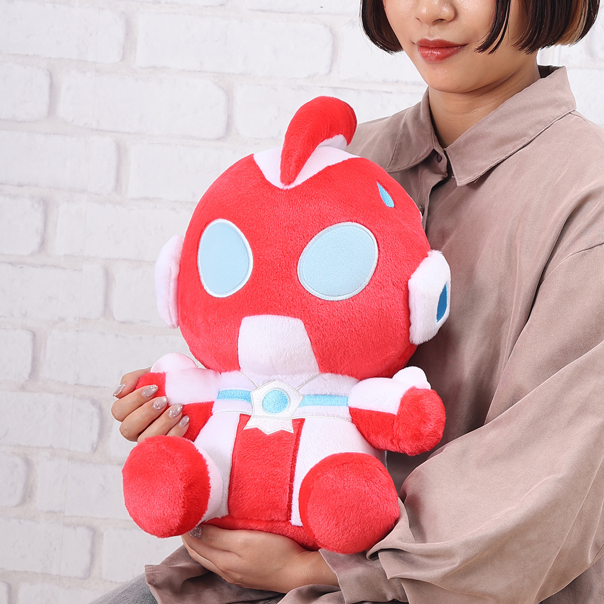 予約商品】 M78ウルトラマン ふわふわ抱っこぬいぐるみ ウルトラマン