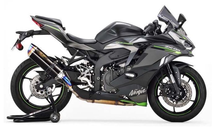 迫力のあるサウンドがクセになる！Ninja ZX-4R用スリップオンマフラー