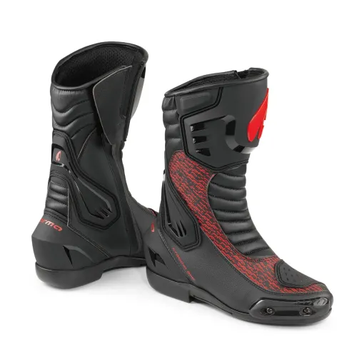 ツーリングもサーキットも対応 Forma新型ブーツ「FRECCIA EVO」登場