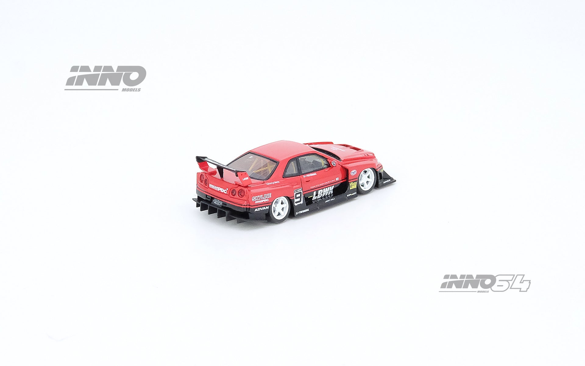 INNO64 1:64 Nissan Skyline (ER34) Super Silhouette 