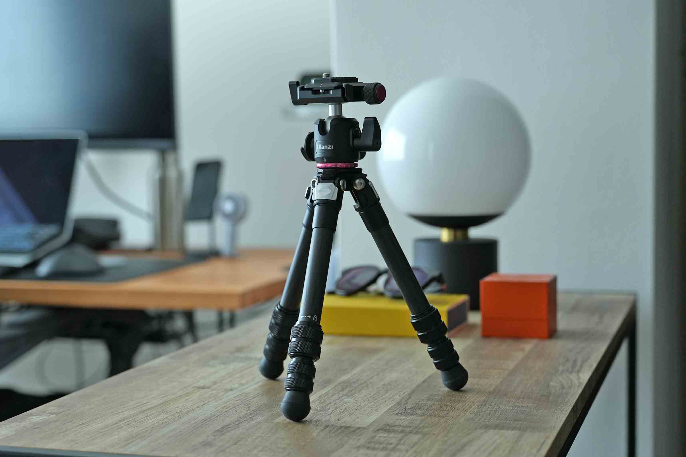 Ulanziのコンパクトなカーボン三脚「MT-20」を使ってみたら