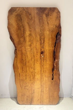 天然木 東京 新宿 東五軒町展示 屋久杉 一枚板テーブル｜一枚板