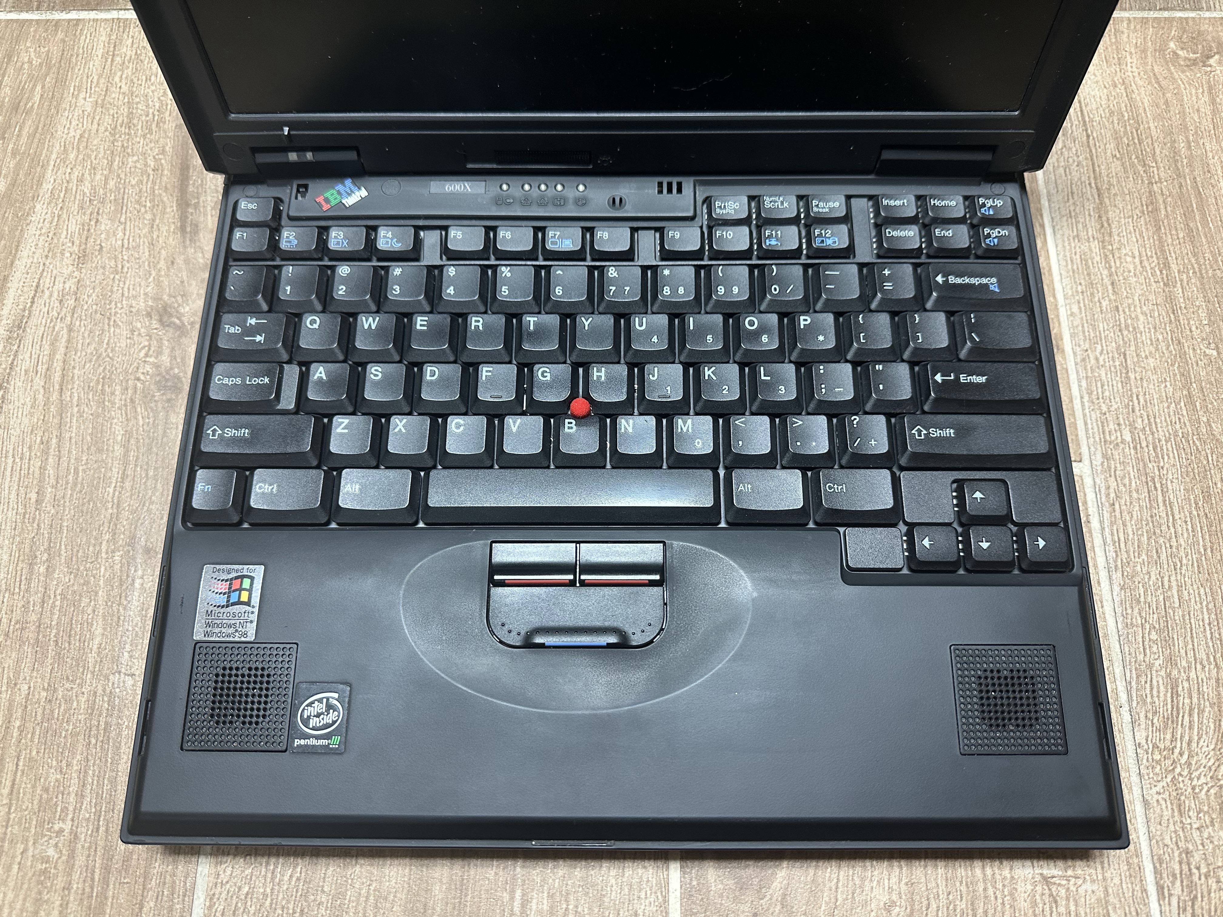 3lectr1c's Laptop Collection - IBM ThinkPad 600X