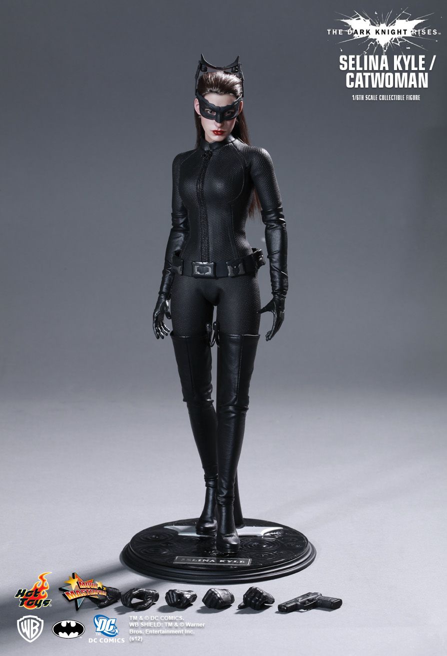 The Dark Knight Rises - Selina Kyle (Catwoman) Hot Toys - Machinegun