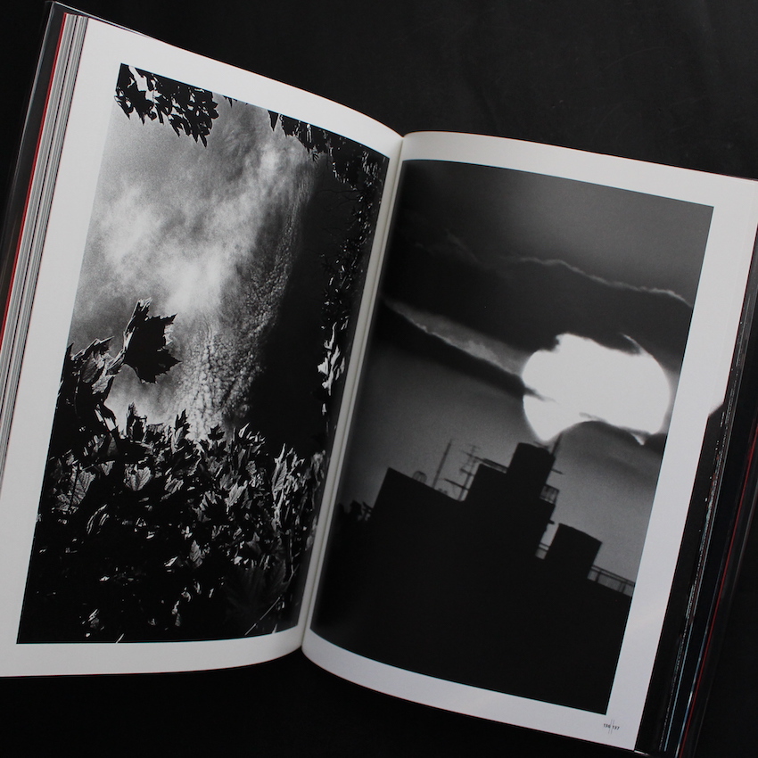 世界劇場 / The Globe Theater（Signed for Previous Owner） - 川田