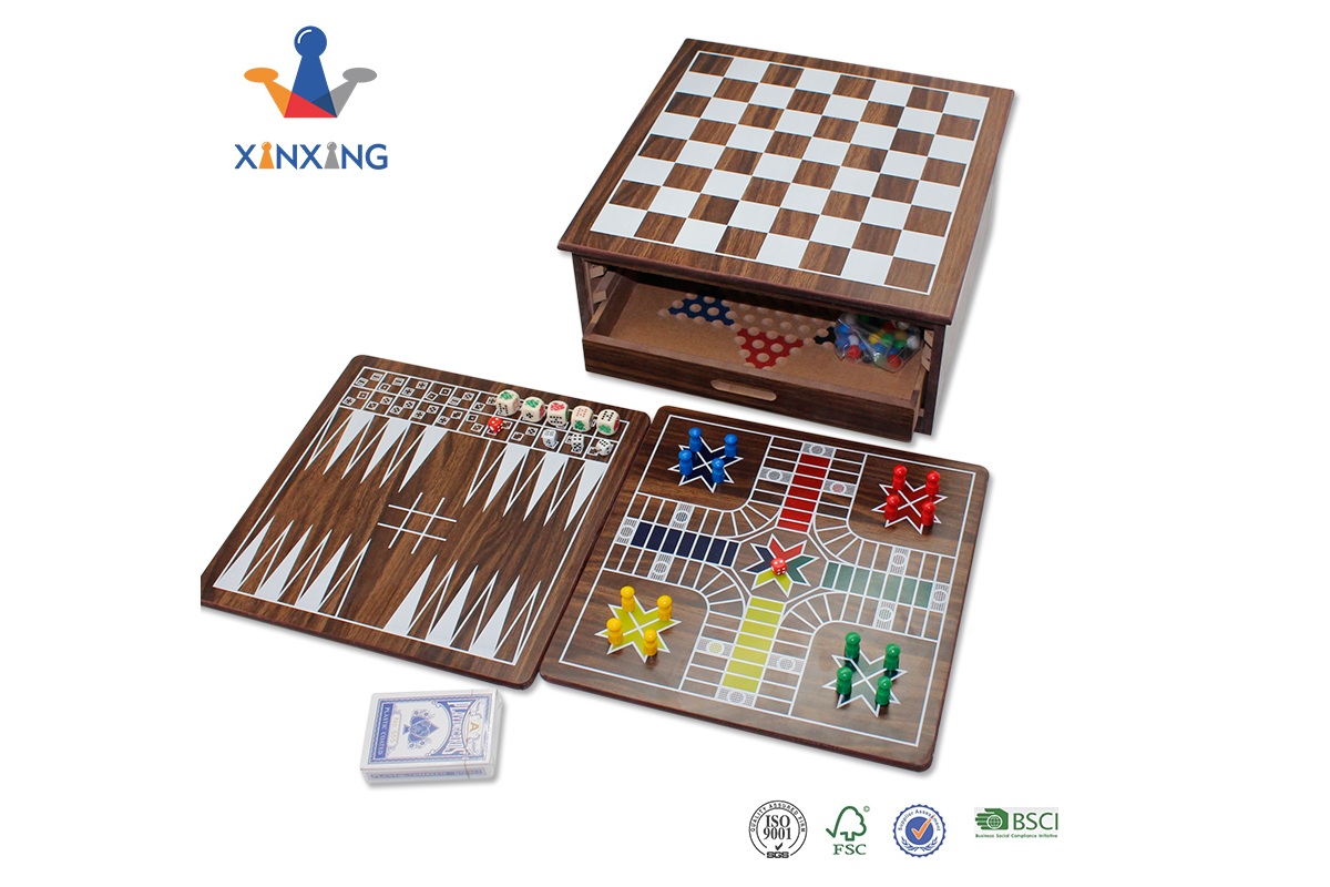 世界四大テーブルゲーム｜ドミノ、バックギャモン、トランプ、チェス